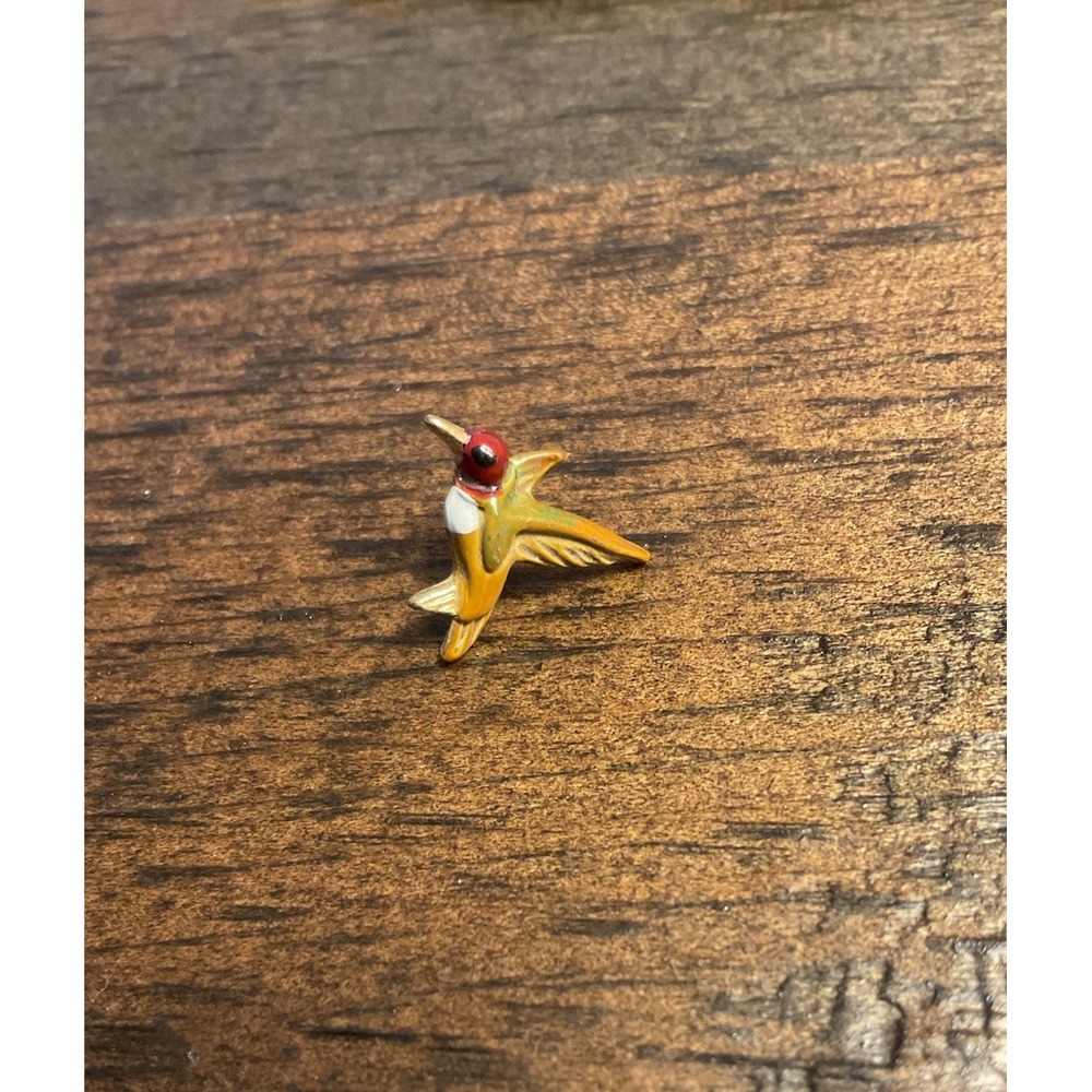 Hummingbird Vintage Enamel Lapel Pin Hat Pinback Brooch Gold Tone Bird Jewelry